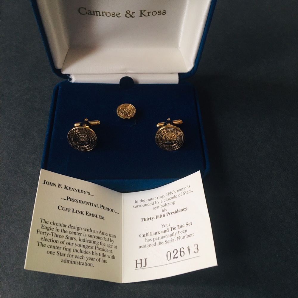 ❌🛑SOLD 🛑❌ Rare (JFK) President cufflinks & Tie Pin By Camrose & Kross 😍